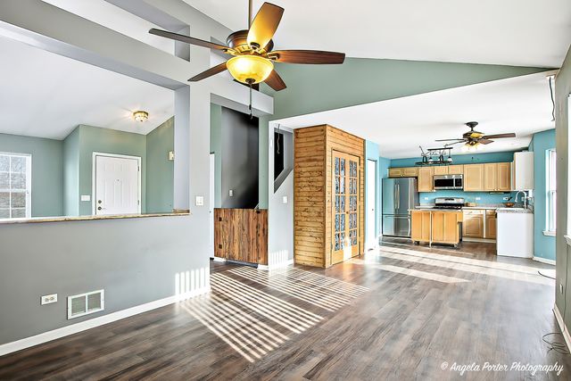 28501 Wagon Trail Court, Lakemoor, IL 60051