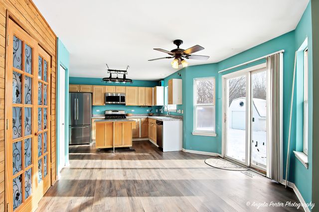 28501 Wagon Trail Court, Lakemoor, IL 60051