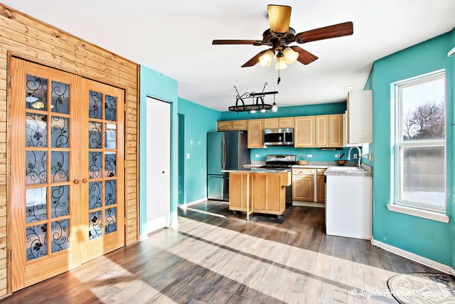 28501 Wagon Trail Court, Lakemoor, IL 60051