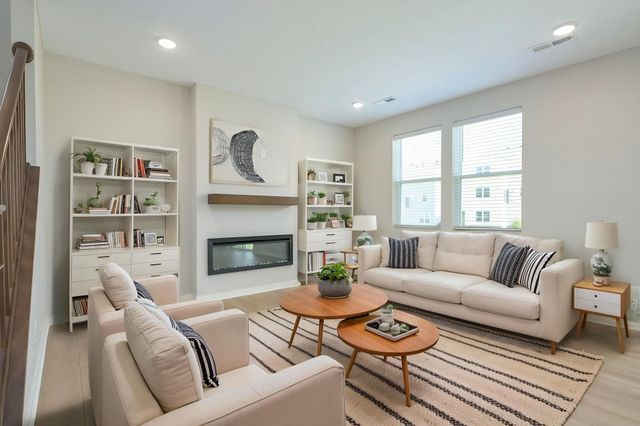 4819 Island Park Drive, Woodbury, MN 55129