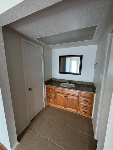 8622 Upperbrook Street, Houston, TX 77064