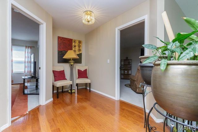 13001 Kinsley Heights Drive, Hazelwood, MO 63033