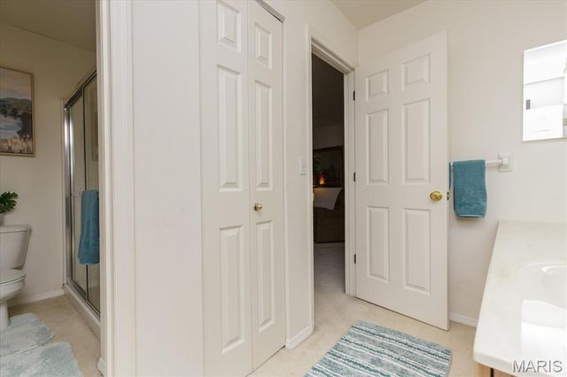 13001 Kinsley Heights Drive, Hazelwood, MO 63033