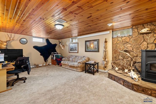 12395 WINDMILL DR, Custer, SD 57730