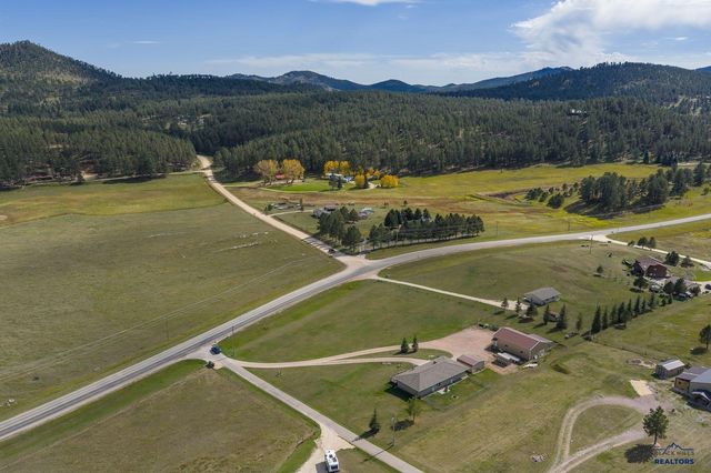 12395 WINDMILL DR, Custer, SD 57730