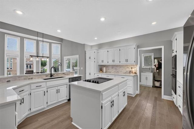 2612 SW Winterbrook Circle, Lee's Summit, MO 64081