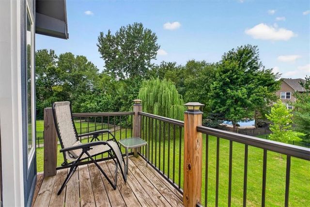 2612 SW Winterbrook Circle, Lee's Summit, MO 64081