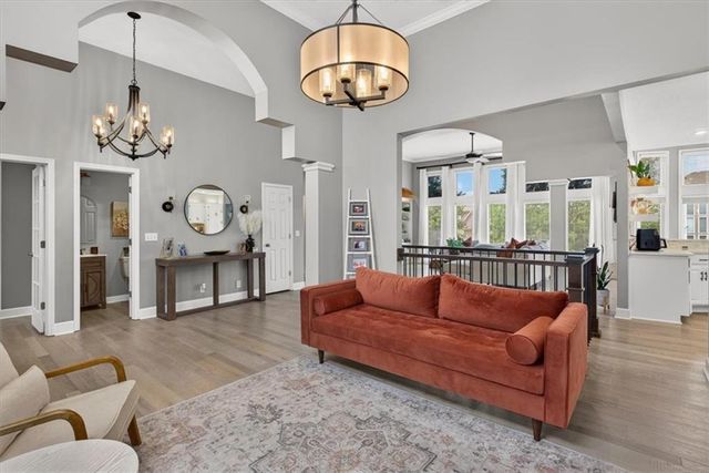 2612 SW Winterbrook Circle, Lee's Summit, MO 64081