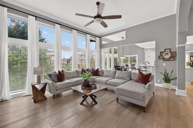 2612 SW Winterbrook Circle, Lee's Summit, MO 64081