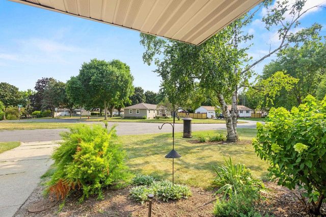 4210 Sunnyside Crescent, Madison, WI 53704