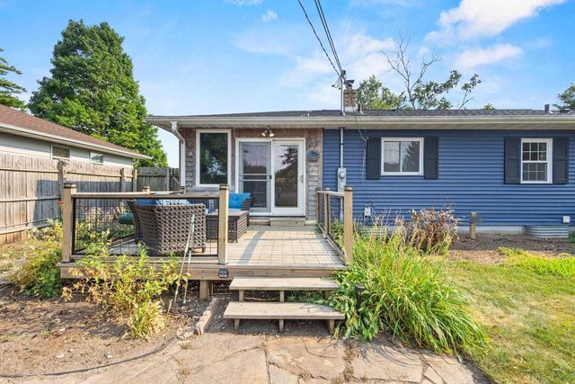 4210 Sunnyside Crescent, Madison, WI 53704