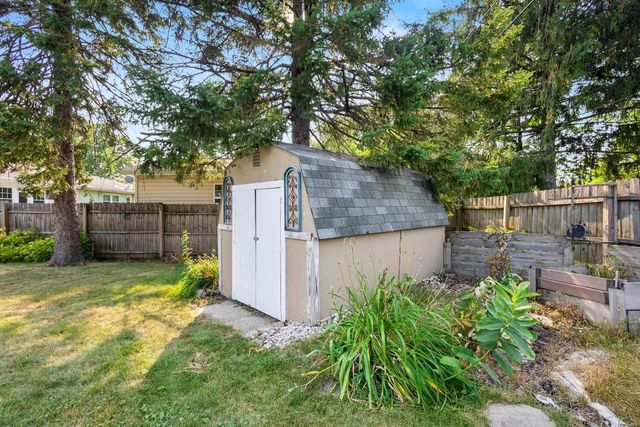 4210 Sunnyside Crescent, Madison, WI 53704