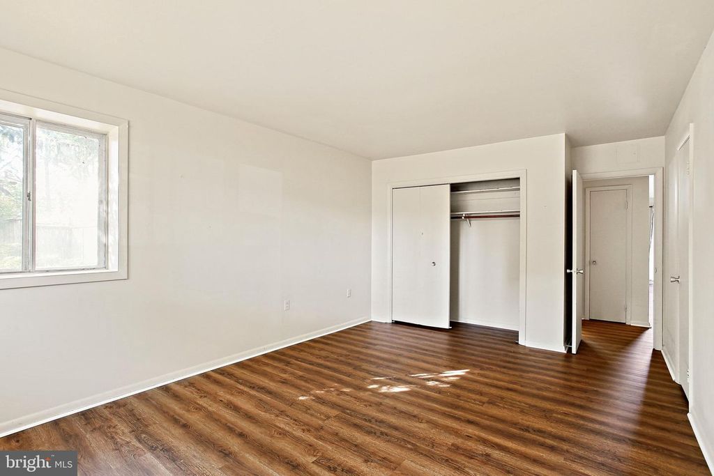 Image 19 of property listing at 10071 WINDSTREAM DR #1, Columbia, MD 21044