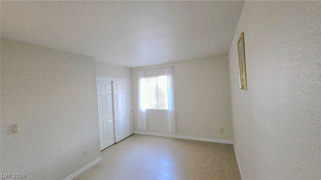 5185 Indian River Drive 227, Las Vegas, NV 89103