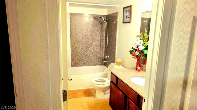 5185 Indian River Drive 227, Las Vegas, NV 89103