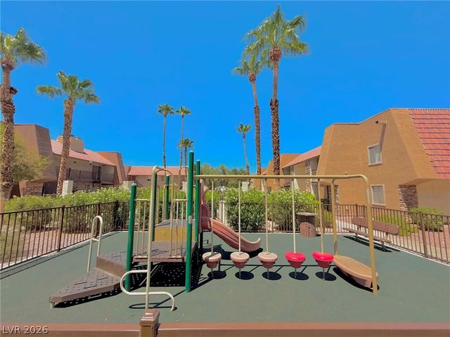 5185 Indian River Drive 227, Las Vegas, NV 89103