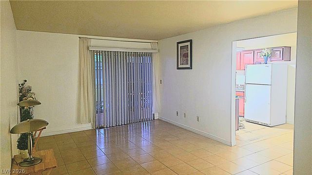 5185 Indian River Drive 227, Las Vegas, NV 89103