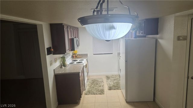 5185 Indian River Drive 227, Las Vegas, NV 89103