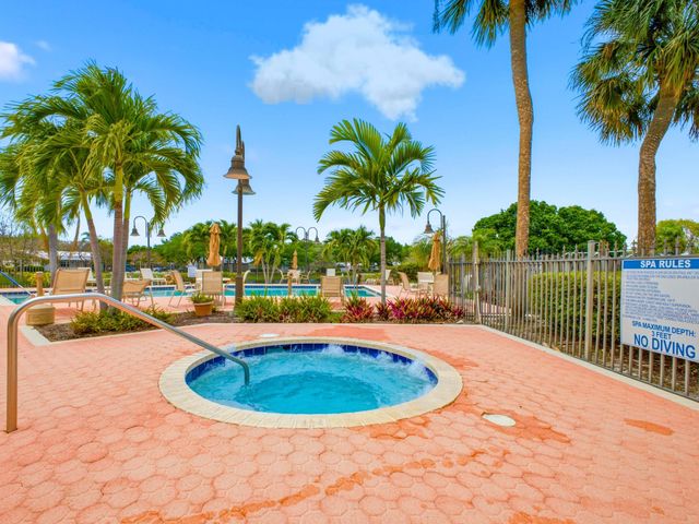 8920 Thumbwood Circle C, Boynton Beach, FL 33436