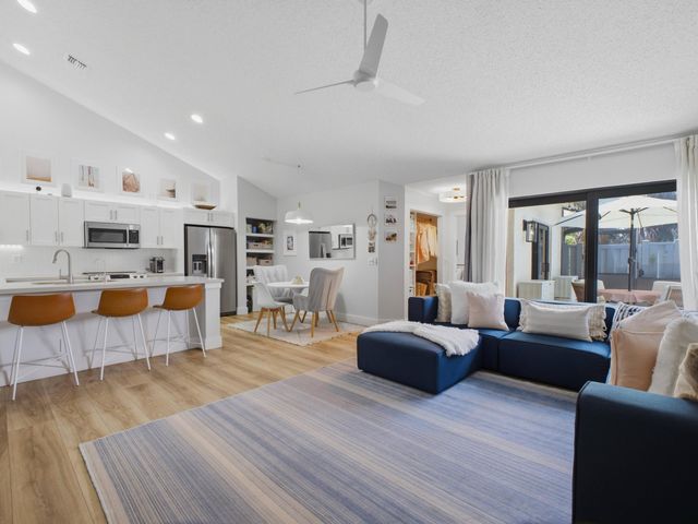 8920 Thumbwood Circle C, Boynton Beach, FL 33436