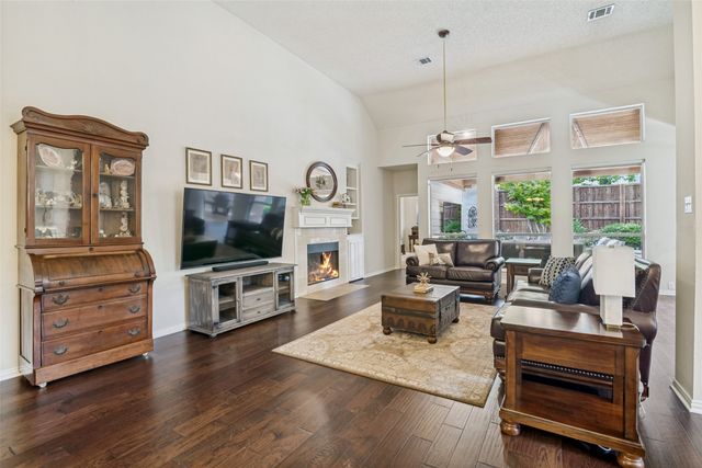 14605 Waterview Circle, Addison, TX 75001