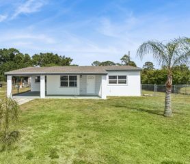331 WALTER AVENUE, Frostproof, FL 33843