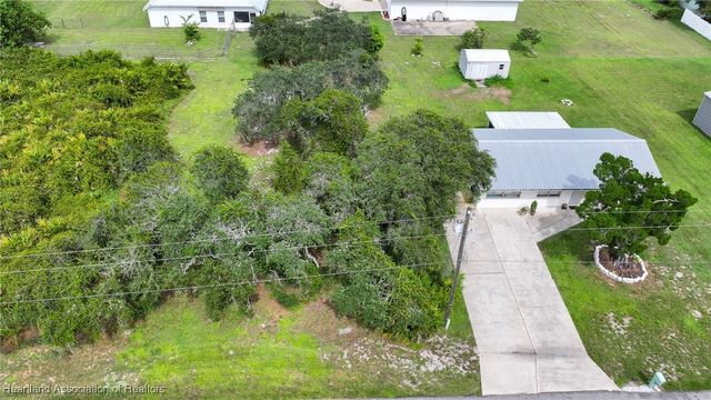 1528 Walnut Avenue, Lake Placid, FL 33852