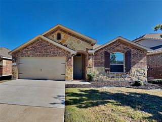 253 Pitt Circle, Fate, TX 75189
