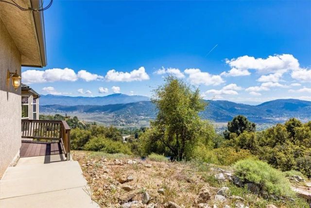 25250 Deertrail, Tehachapi, CA 93561