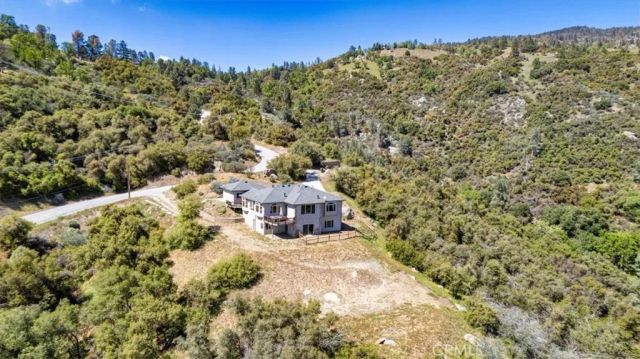 25250 Deertrail, Tehachapi, CA 93561