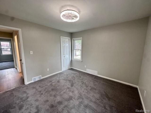1612 Deering Street, Garden City, MI 48135