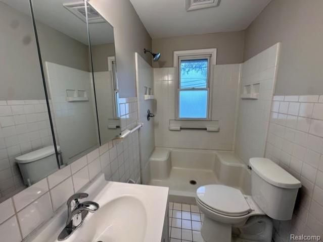 1612 Deering Street, Garden City, MI 48135