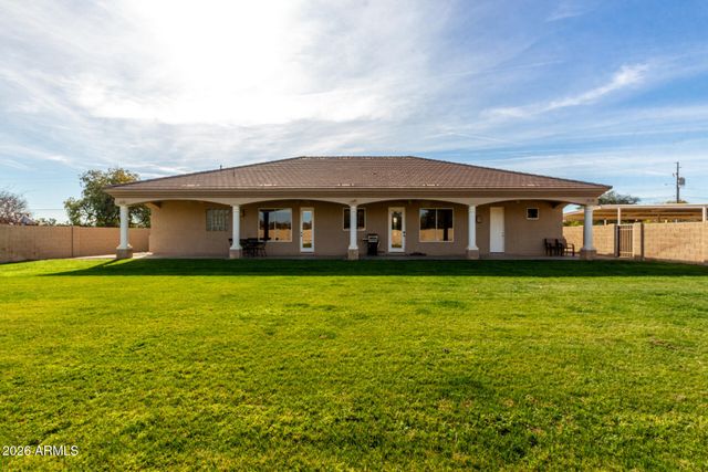 16218 W CAROLE Lane, Litchfield Park, AZ 85340