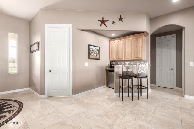 16218 W CAROLE Lane, Litchfield Park, AZ 85340