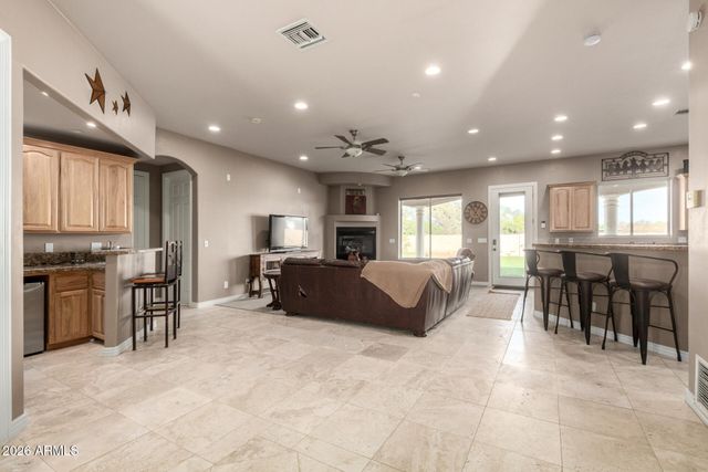 16218 W CAROLE Lane, Litchfield Park, AZ 85340