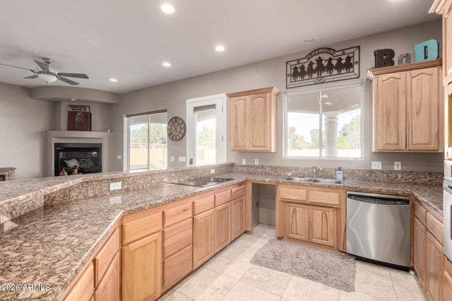 16218 W CAROLE Lane, Litchfield Park, AZ 85340