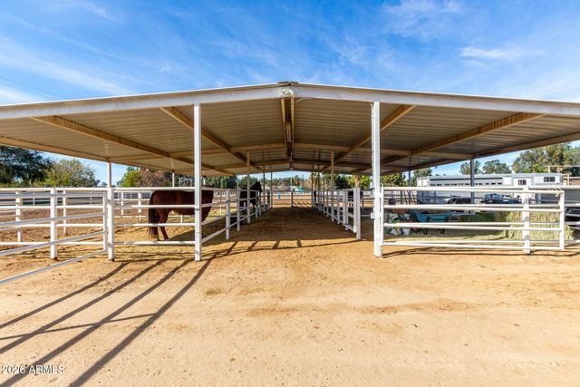 16218 W CAROLE Lane, Litchfield Park, AZ 85340