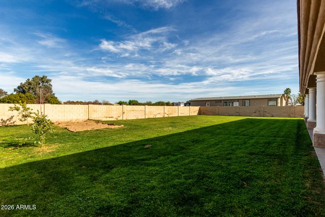 16218 W CAROLE Lane, Litchfield Park, AZ 85340