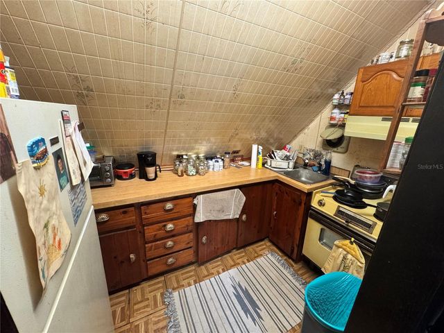 17528 COYOTE ROAD, Hudson, FL 34667