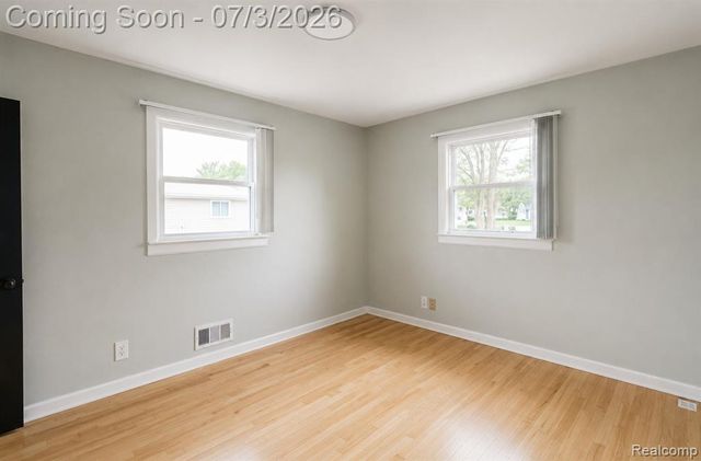 11085 Busch Avenue, Warren, MI 48089