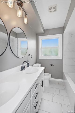 11085 Busch Avenue, Warren, MI 48089