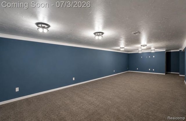 11085 Busch Avenue, Warren, MI 48089