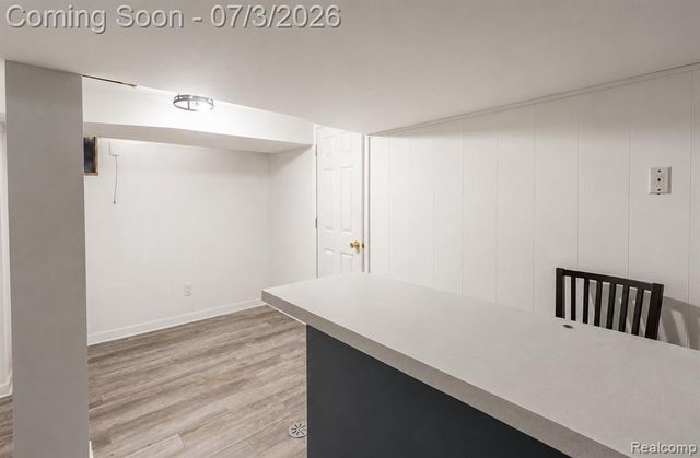 11085 Busch Avenue, Warren, MI 48089