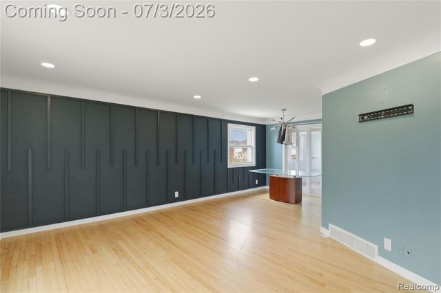 11085 Busch Avenue, Warren, MI 48089