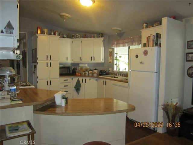 1650 E Clark 212, Santa Maria, CA 93455