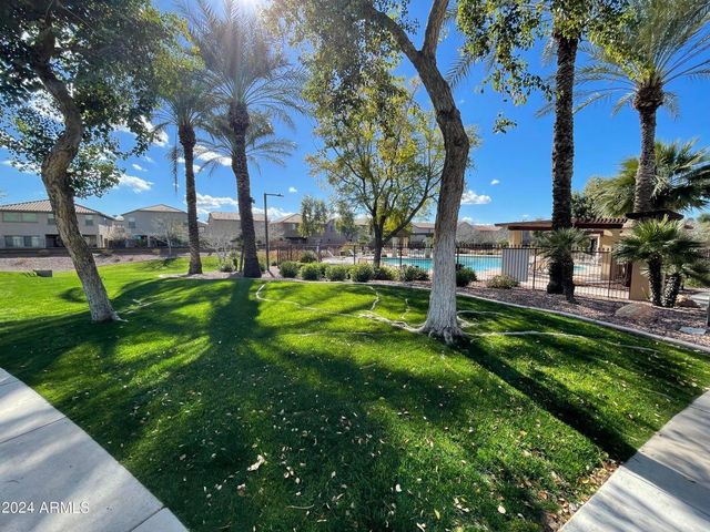 1940 W Faria Lane, Phoenix, AZ 85023