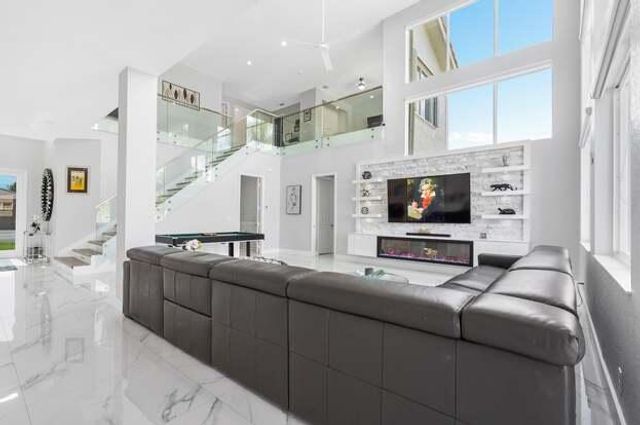 11836 Osprey Point Circle, Wellington, FL 33449