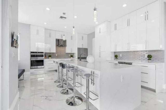 11836 Osprey Point Circle, Wellington, FL 33449