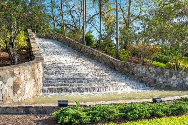 11836 Osprey Point Circle, Wellington, FL 33449