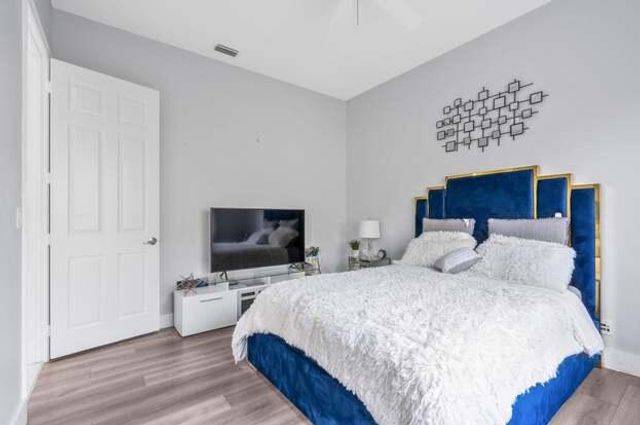 11836 Osprey Point Circle, Wellington, FL 33449